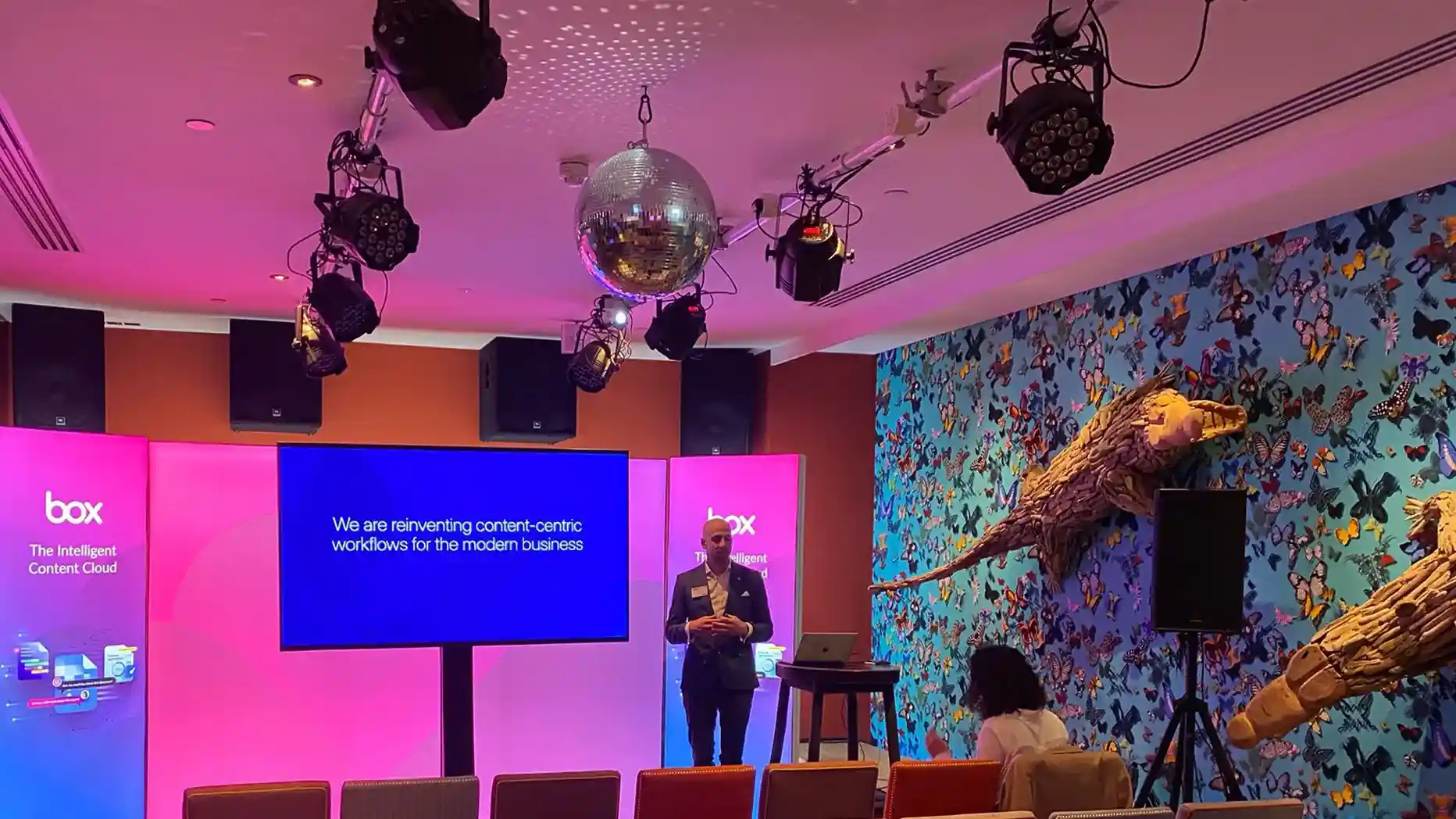 Essential Indoor Event Lighting Tips to Consider